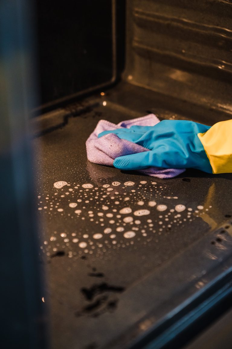 5 Top Oven Cleaning Hacks for Spotless Results Without the Elbow Grease