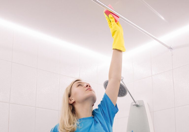 how to remove mold from bathroom ceiling